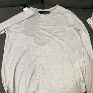 Under Armour Heat Gear long sleeve top—NWT